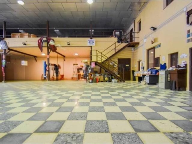 Local Comercial en venta en Comarca de la Vega de Granada, Andalucía
