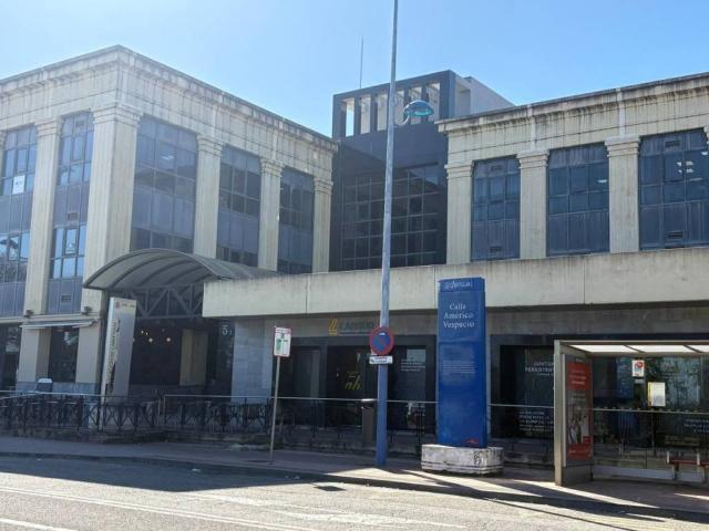 Local Comercial en alquiler en Sevilla, Andalucía