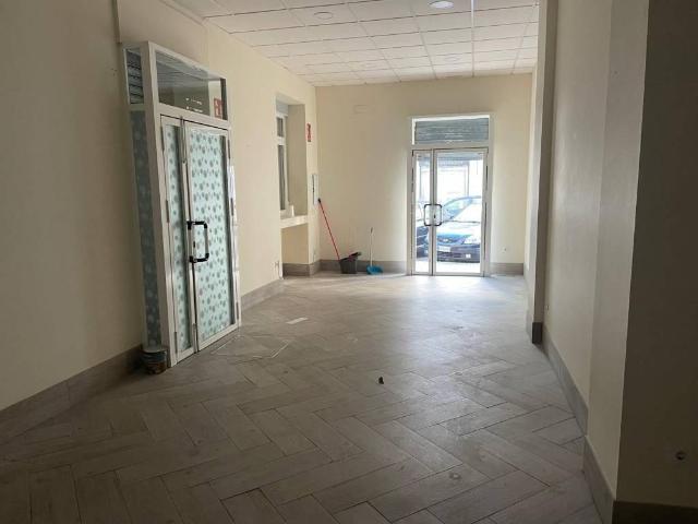 Local Comercial en alquiler en Sevilla, Bellavista-La Palmera