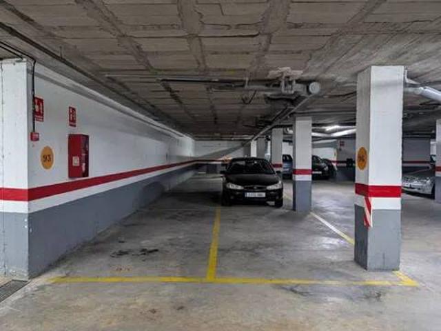 Local Comercial en alquiler en San Pablo-Santa Justa, Sevilla