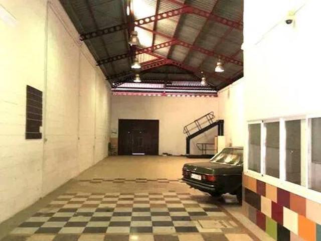 Local Comercial en alquiler en Cerro-Amate, Sevilla