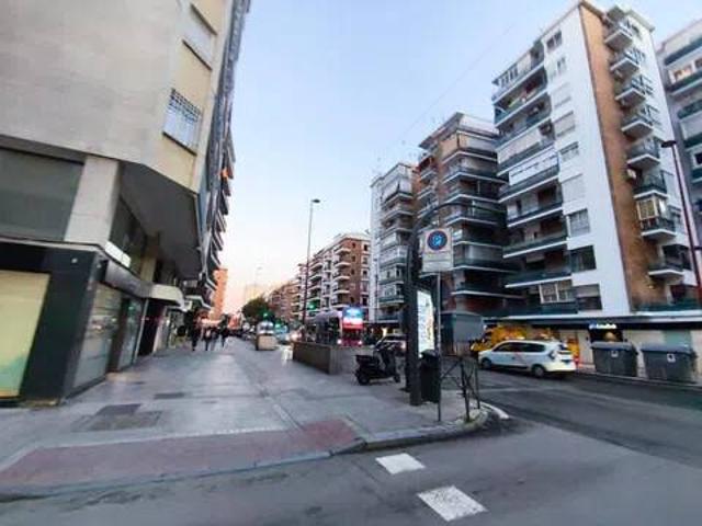 Local Comercial en alquiler en Sevilla, Andalucía