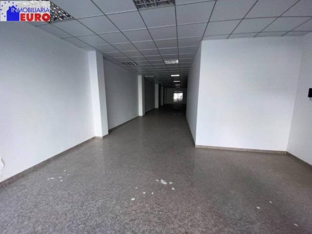 Local Comercial en alquiler en Tavernes de la Valldigna, València / Valencia