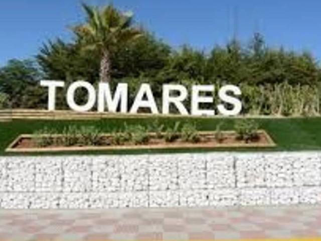 Local Comercial en alquiler en Tomares