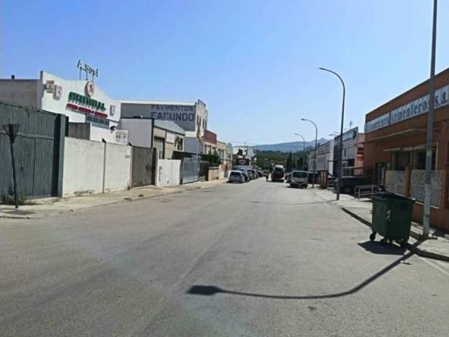 Local Comercial en alquiler en Torredonjimeno, Andalucía