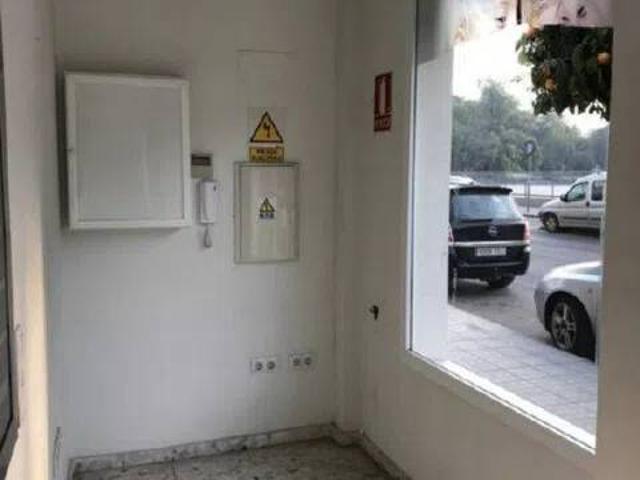 Local Comercial en alquiler en Utrera, Andalucía