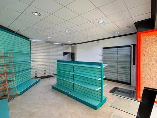 Local Comercial en alquiler en Valdepeñas, Castilla-La Mancha