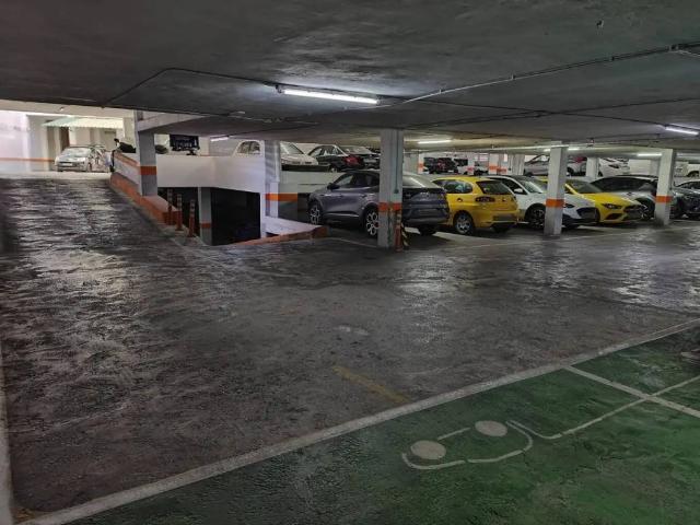 Local Comercial en alquiler en Benicalap, Comarca de València
