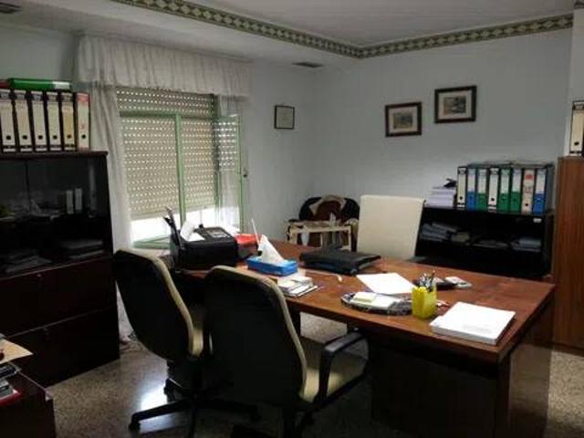 Local Comercial en alquiler en Campo Grande, Valladolid
