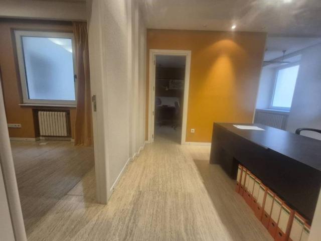 Local Comercial en alquiler en Plaza España, Valladolid