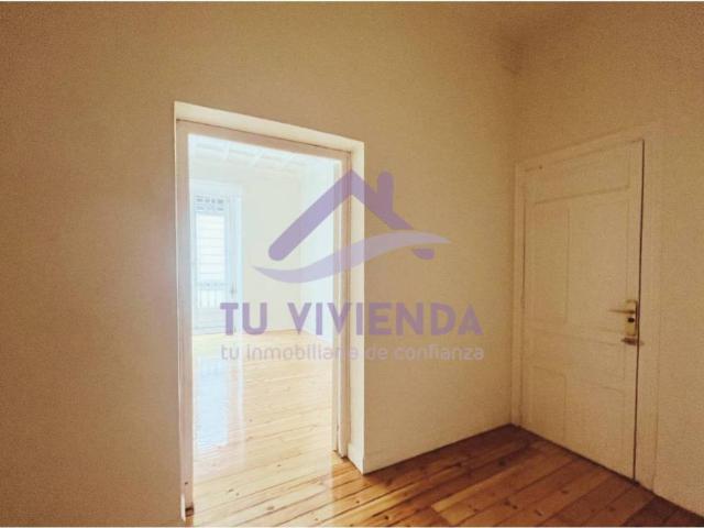 Local Comercial en alquiler en Plaza España, Valladolid