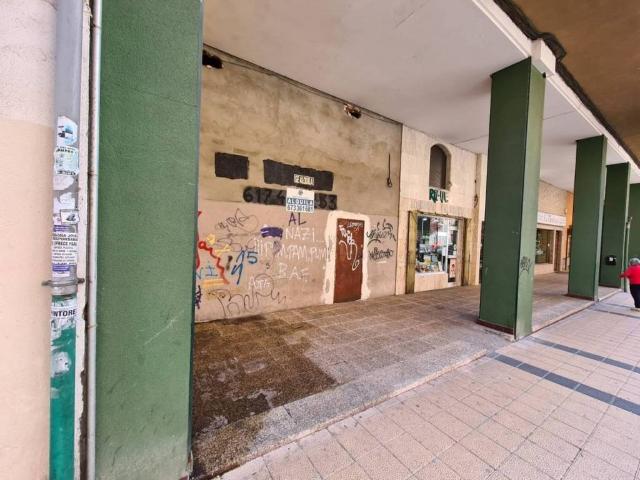 Local Comercial en alquiler en Plaza de Toros, Valladolid