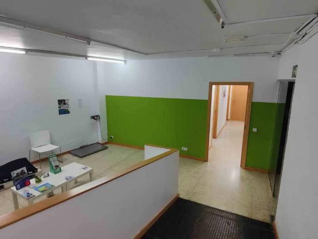 Local Comercial en alquiler en Baix Llobregat, Catalunya