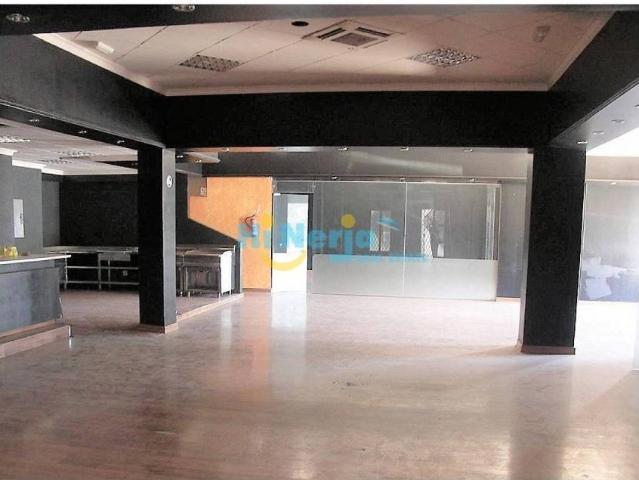 Local Comercial en alquiler en Vélez-málaga, Torre del Mar