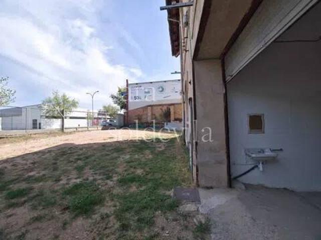 Local Comercial en alquiler en Barri dels Caputxins, Osona