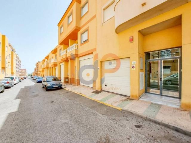 Local Comercial en alquiler en Vícar, Andalucía