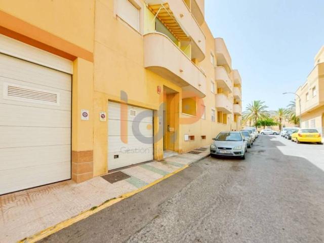 Local Comercial en alquiler en Vícar, Andalucía