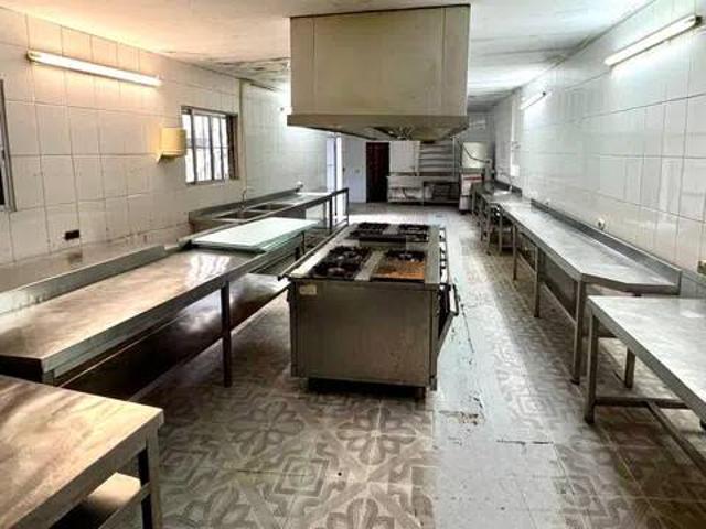 Local Comercial en alquiler en Coruxo, Vigo