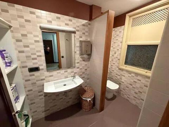 Local Comercial en alquiler en Castrelos, Vigo