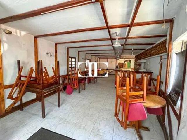 Local Comercial en alquiler en Coruxo, Vigo