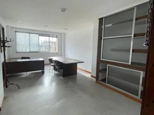 Local Comercial en alquiler en Castrelos, Vigo