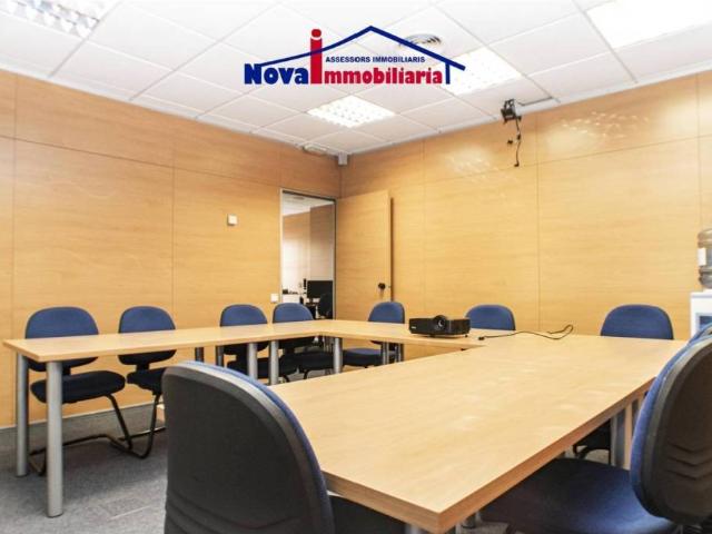 Local Comercial en alquiler en Viladecans, el Ginestar