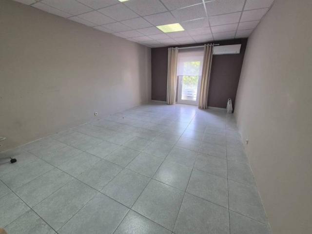 Local Comercial en alquiler en Alt Penedès, Catalunya