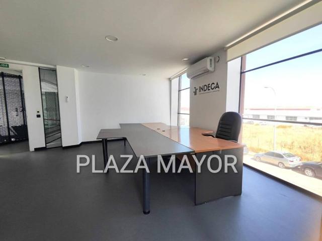 Local Comercial en alquiler en Villares De La Reina, Castilla y León