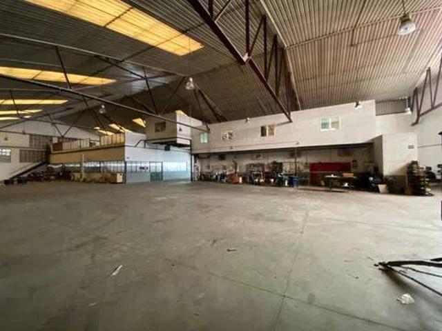 Local Comercial en alquiler en Villares De La Reina, Castilla y León
