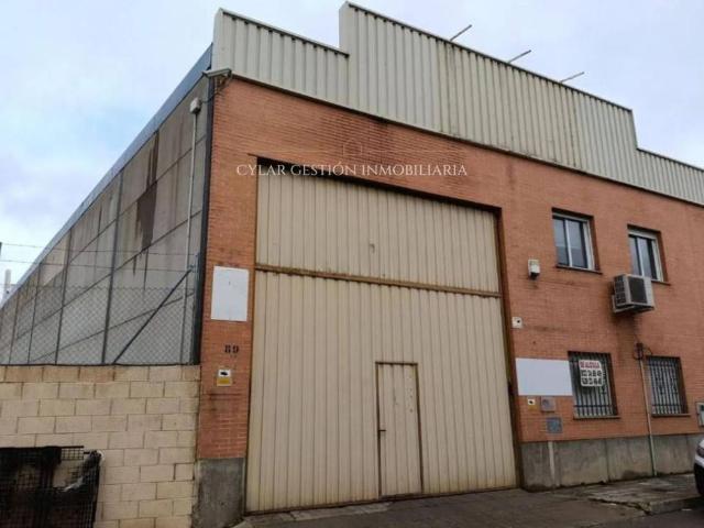 Local Comercial en alquiler en Villares De La Reina, Castilla y León