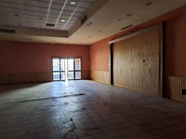 Local Comercial en alquiler en Villaverde Del Río, Andalucía