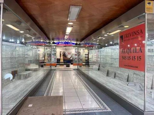 Local Comercial en alquiler en Alde Zaharra/Casco Viejo, Gasteizko kuadrilla
