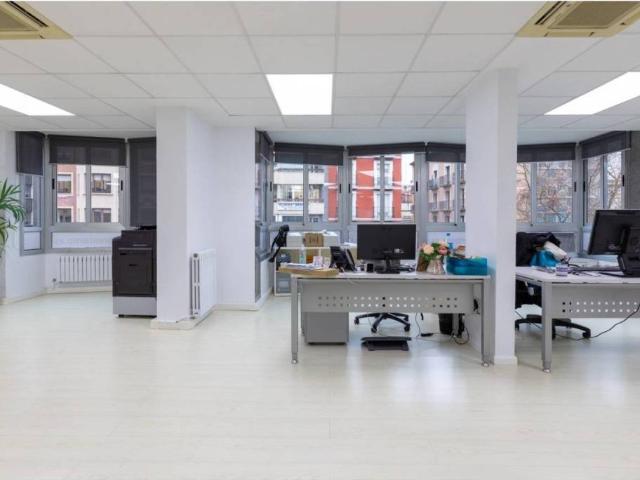 Local Comercial en alquiler en Centro, Zaragoza