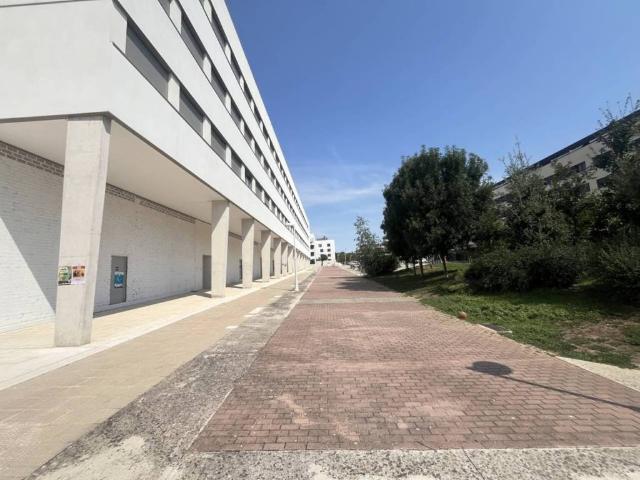 Local Comercial en alquiler en Iruñerria, Navarra