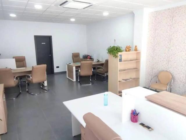 Local Comercial en venta en Comarca de la Vega de Granada, Andalucía