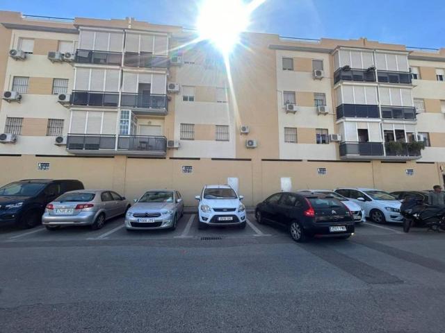 Local Comercial en venta en Alcalá De Guadaíra, Andalucía