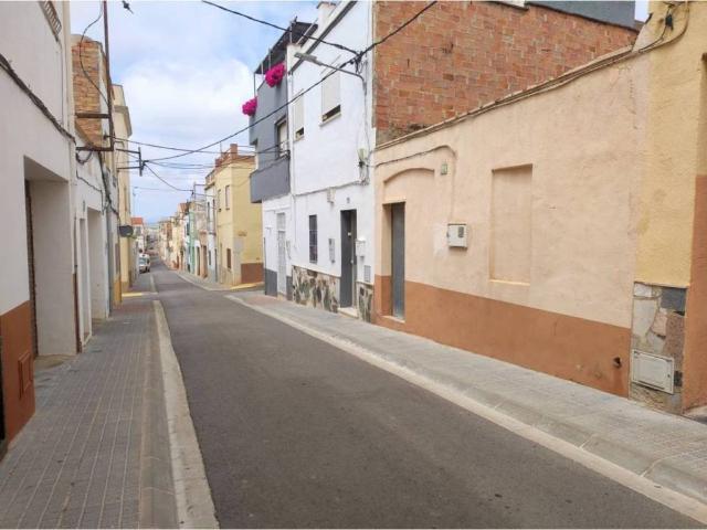 Local Comercial en venta en Montsià, Catalunya