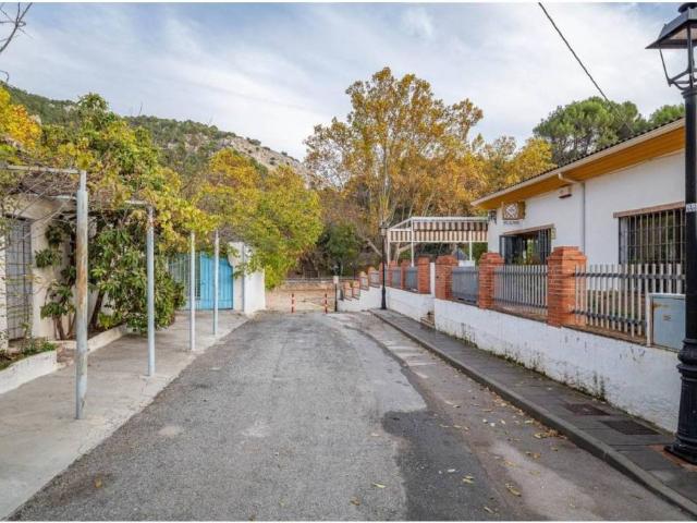 Local Comercial en venta en Comarca de la Vega de Granada, Andalucía