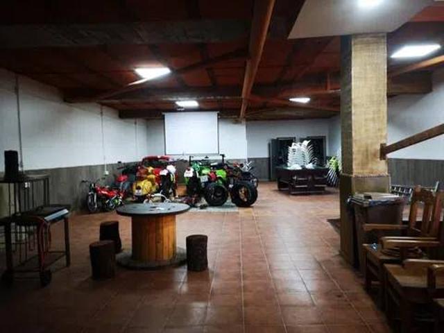 Local Comercial en venta en Comarca Metropolitana de Huelva, Andalucía