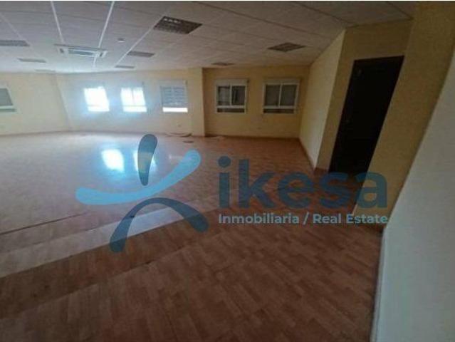 Local Comercial en venta en Comarca Metropolitana de Huelva, Andalucía