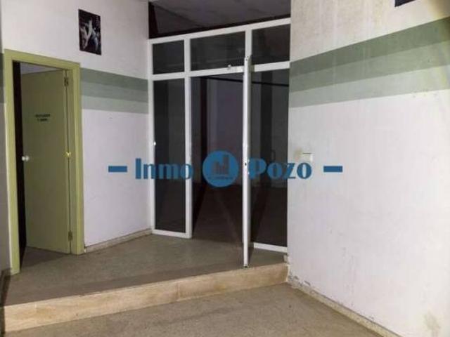 Local Comercial en venta en Aljucén, Extremadura