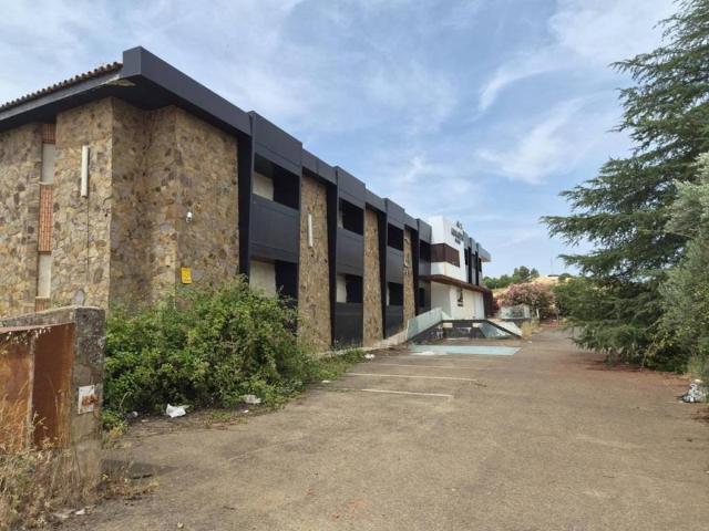 Local Comercial en venta en Almadén, Castilla-La Mancha