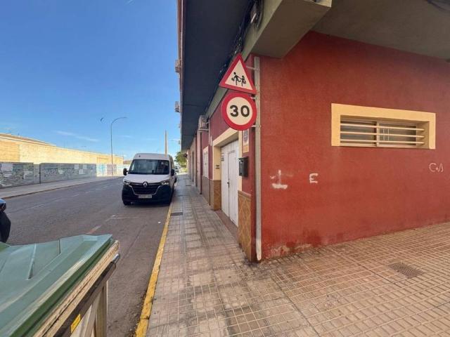 Local Comercial en venta en Almansa, Castilla-La Mancha