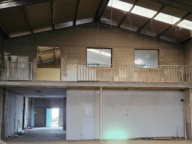 Local Comercial en venta en Almazán