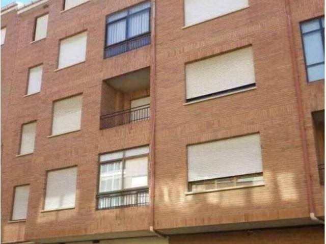 Local Comercial en venta en Almazán, Soria