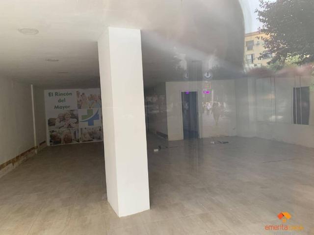 Local Comercial en venta en Almendralejo