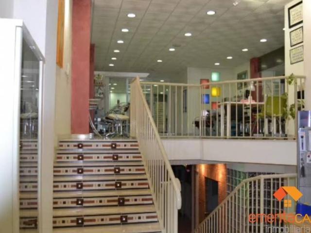 Local Comercial en venta en Almendralejo