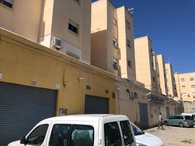 Local Comercial en venta en Almería, Andalucía
