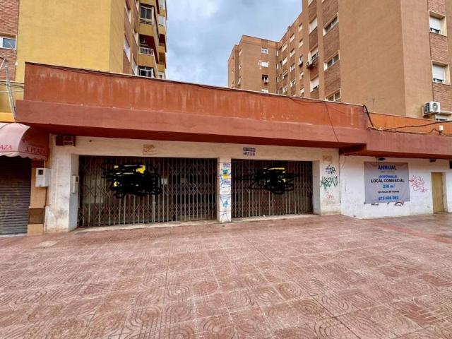 Local Comercial en venta en Nueva Andalucía, Almería