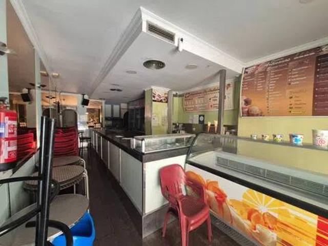 Local Comercial en venta en Nueva Andalucía, Almería